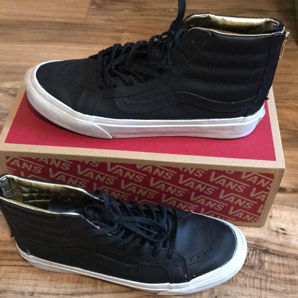 Women’s Vans Leather Sk8-Hi Slim